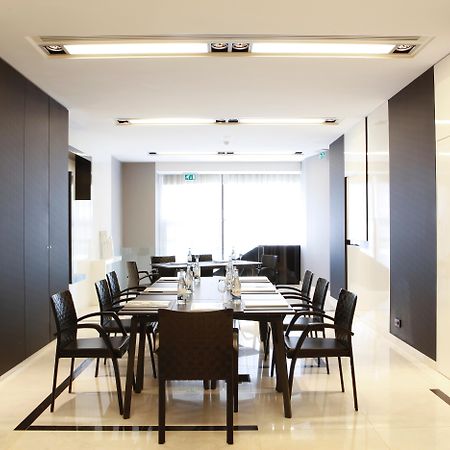 Altis Avenida Hotel Lisbon Luaran gambar Meeting room