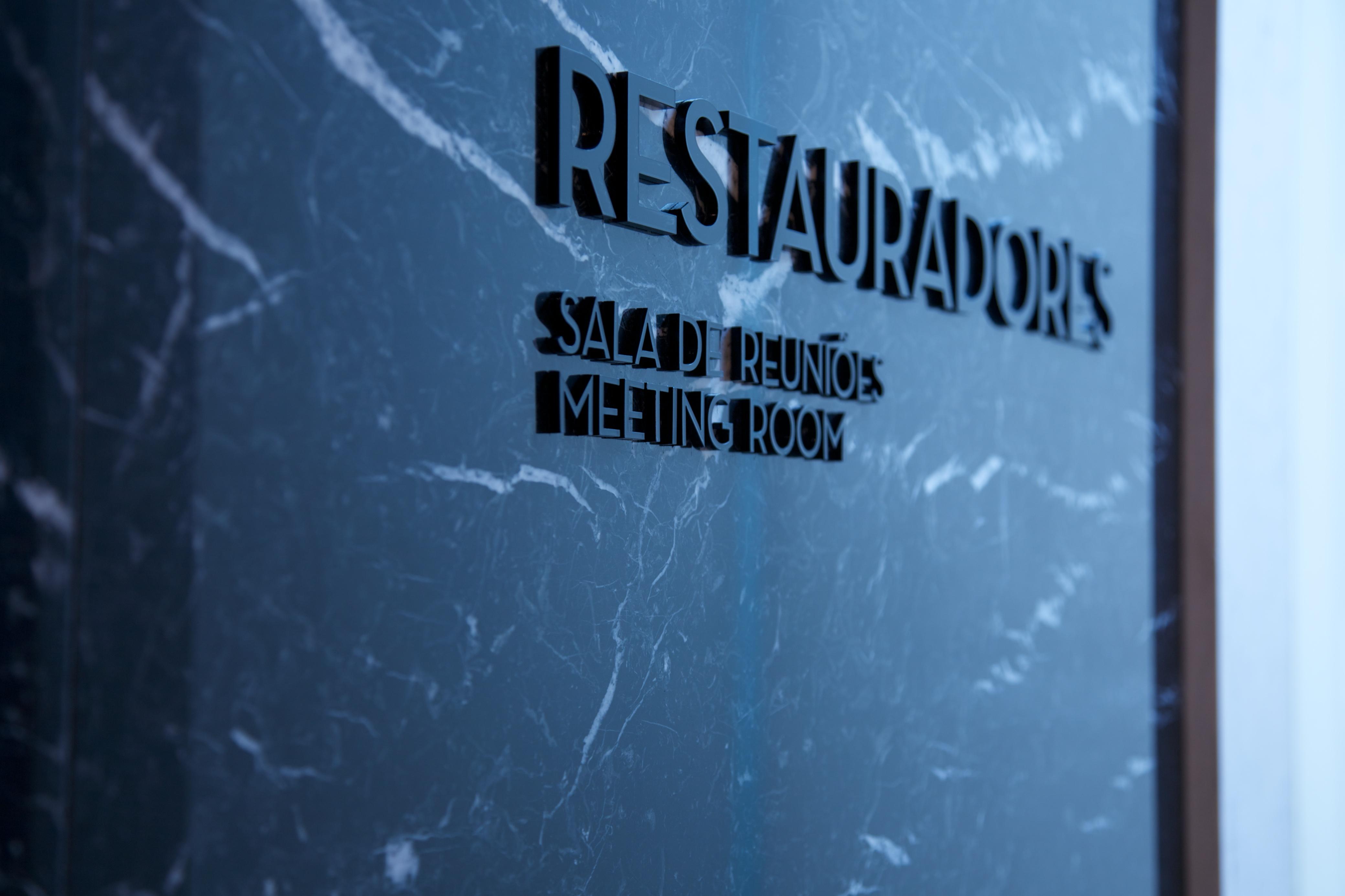 Altis Avenida Hotel Lisbon Luaran gambar Restaurant sign