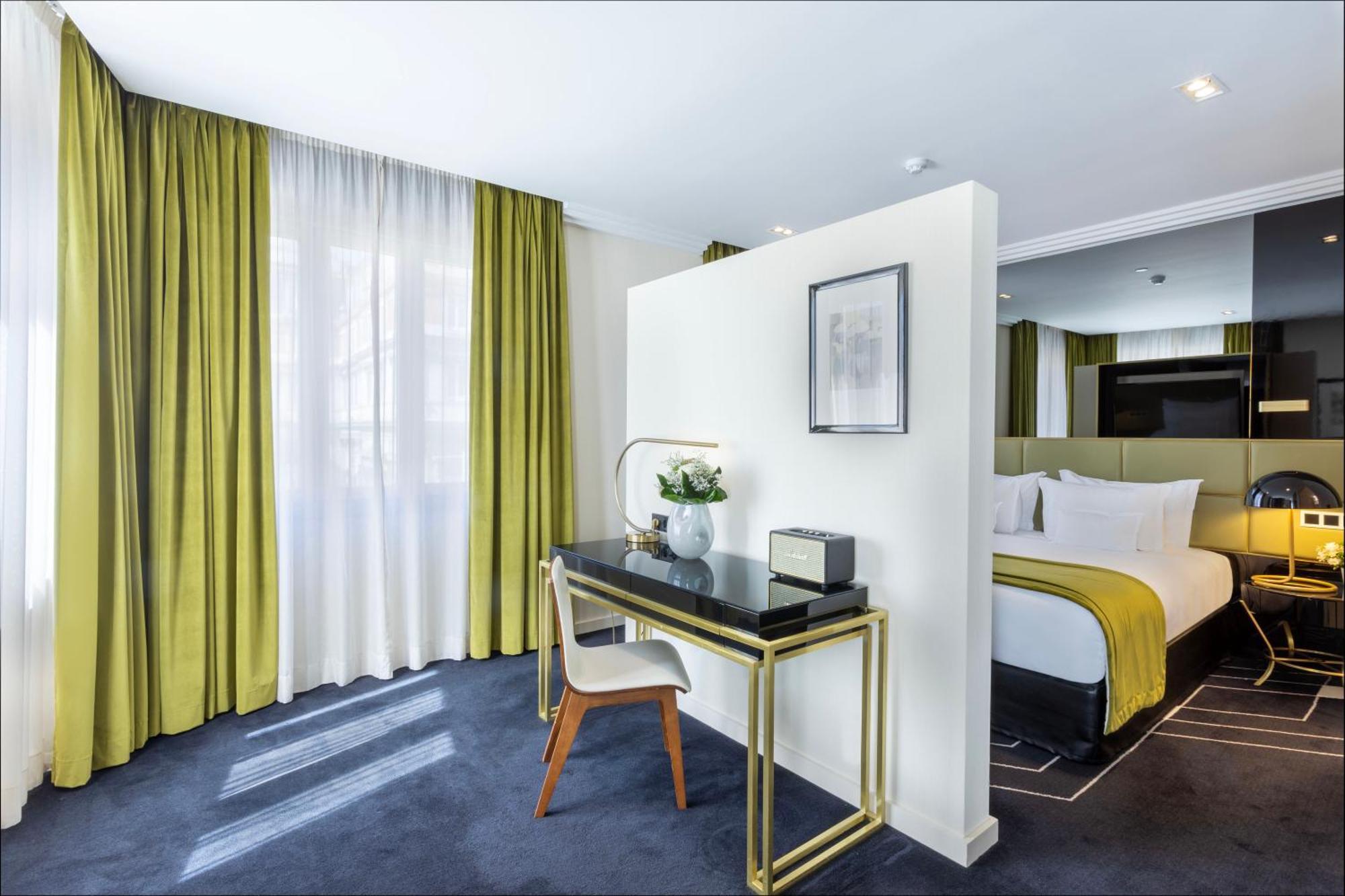 Altis Avenida Hotel Lisbon Luaran gambar Suite